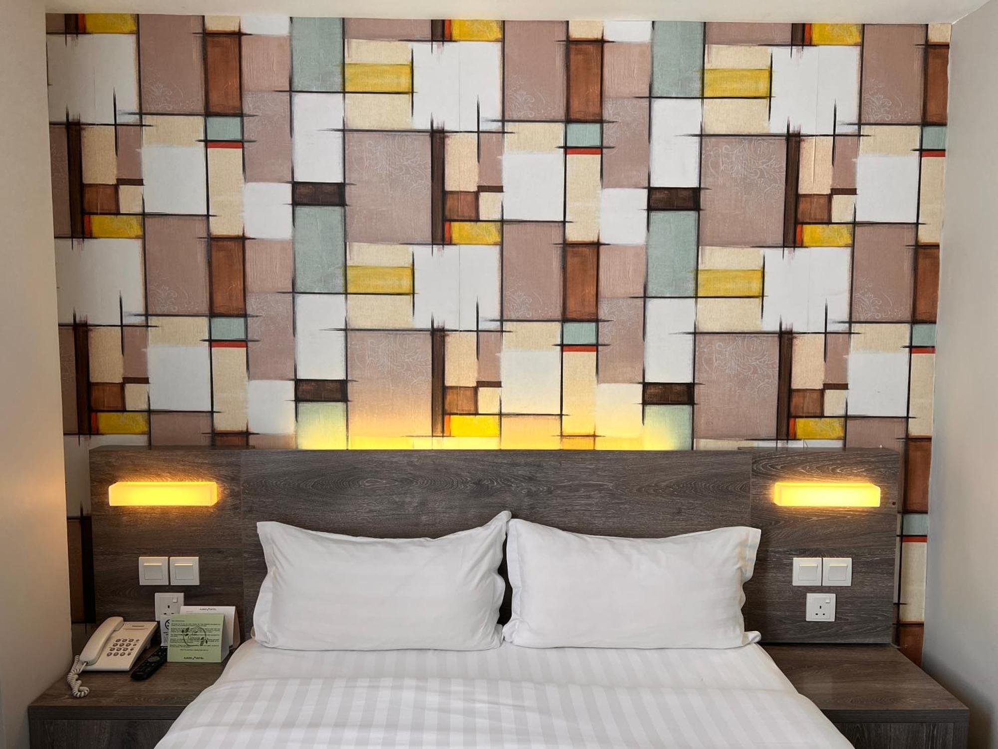 Ajang Hotel Miri Buitenkant foto